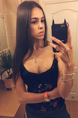 Катя, 89394999980
