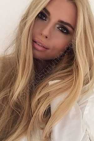 Алина, 89856746414