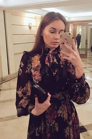 Зина, 89585380292