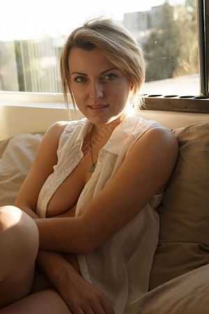 Елена, 89856746430