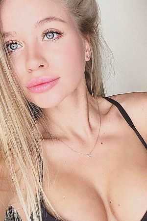 Вика, 89585380292
