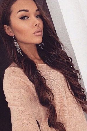 Камилла, 89394999980
