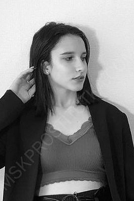 Юля, 89585380292