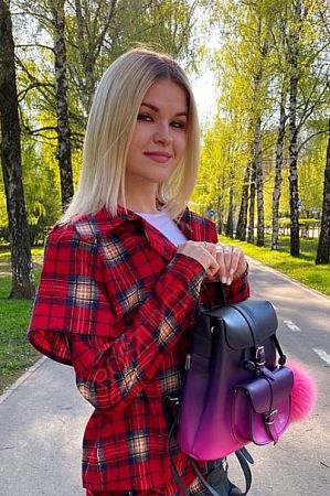 Света, 89585409937