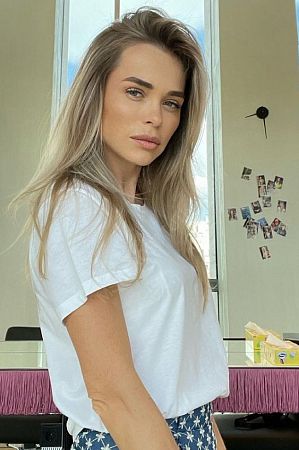 Лена, 89380870885