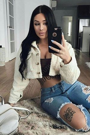 Катя, 89394999980