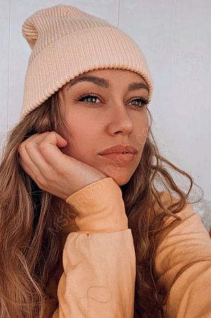 Анна, 89585787571