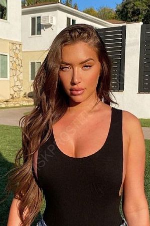 Лена, 89585787571